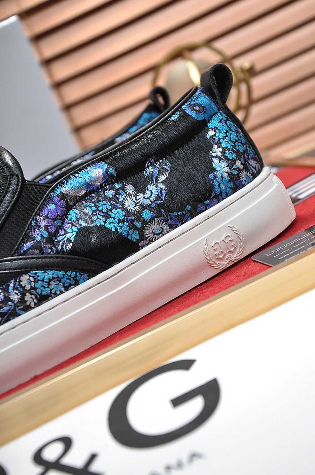 D*G sneaker